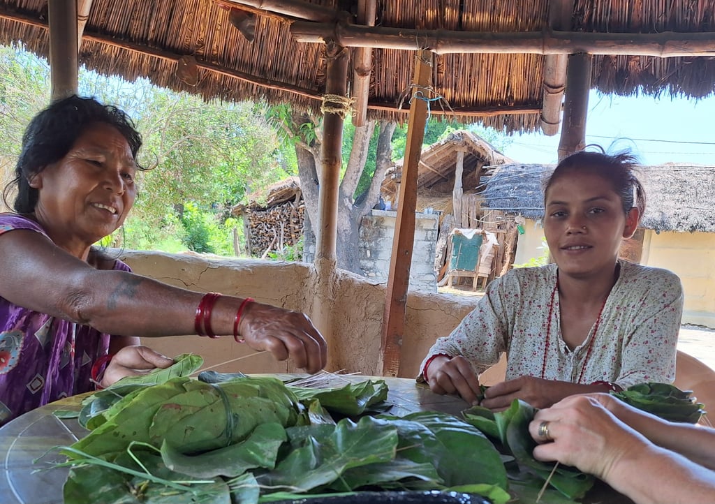 confection de petits bols éphémères en feuilles