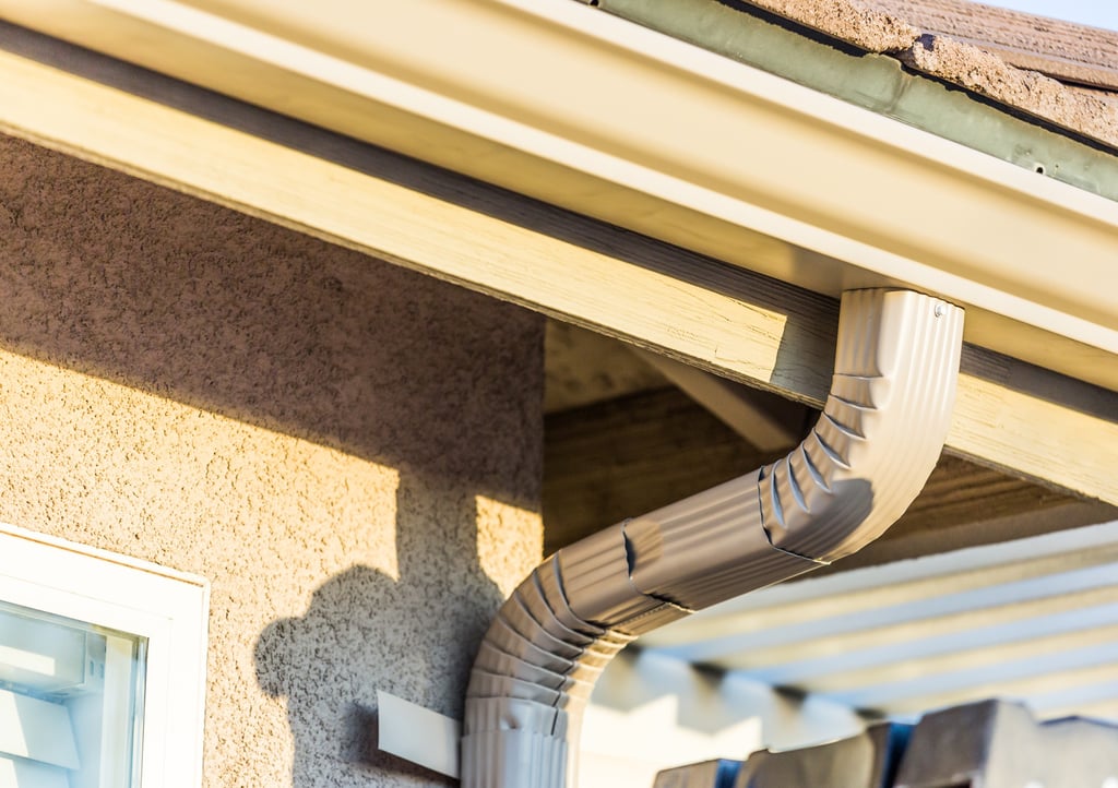 Residential Gutter Cleaning and repairs in Orange County, CA