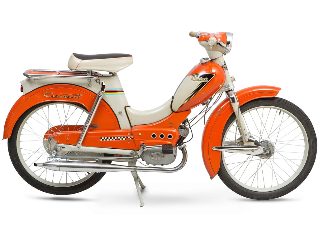 Crescent Moped