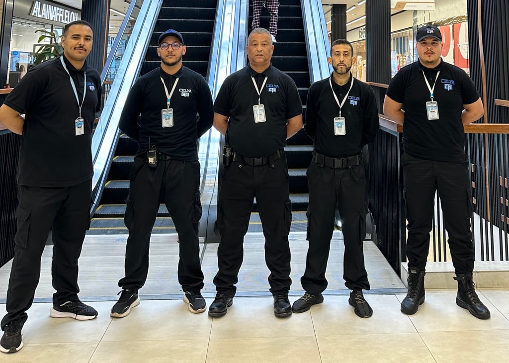 Agents de sécurité de Celya Inter Pro en poste chez Alpha55 au Mall Casablanca