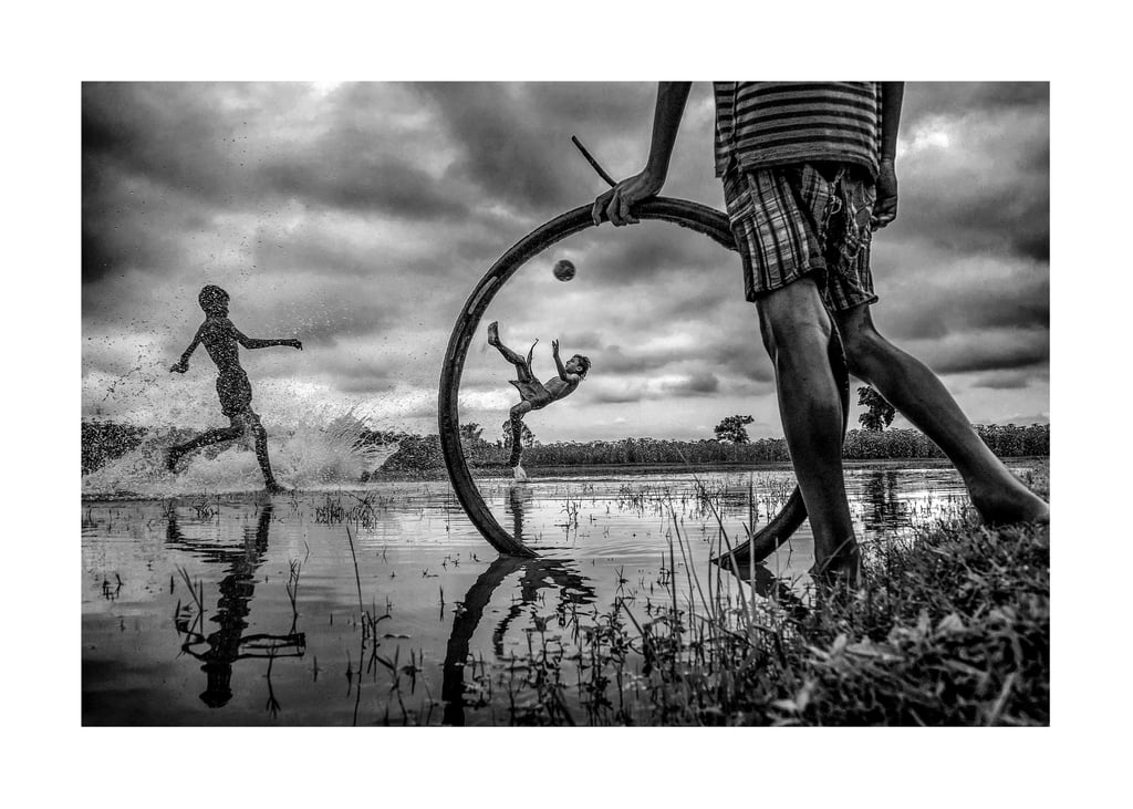 Sujan Sarkar Street Photography 105