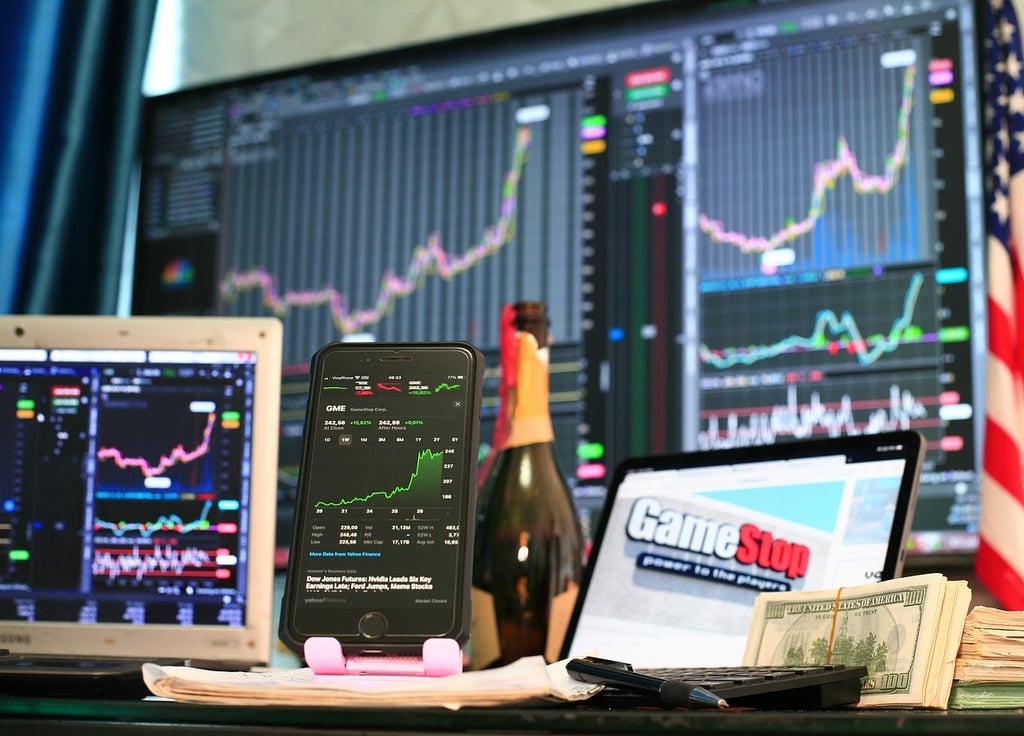 The Psychology of Stock Market Investing: How Emotions Influence Every Trade