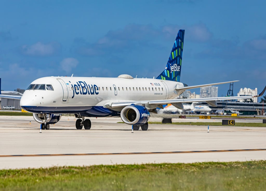 Fort Lauderdale-Hollywood International Airport (FLL), Terminal Drive