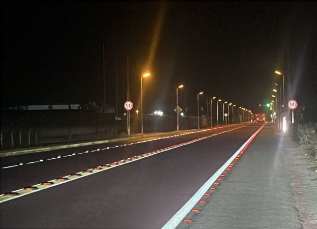 Smart all in one solar street light