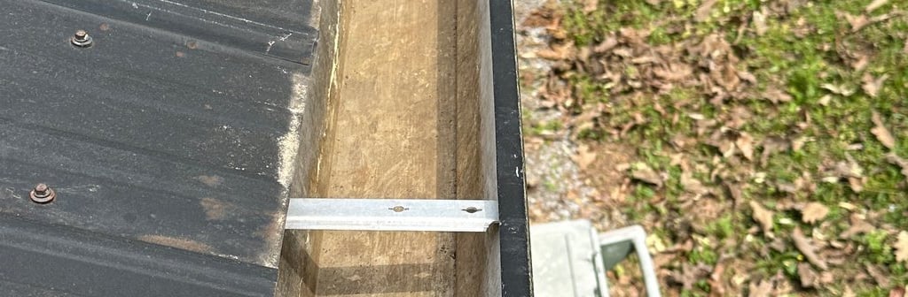 Clean gutters after gutter cleaning service