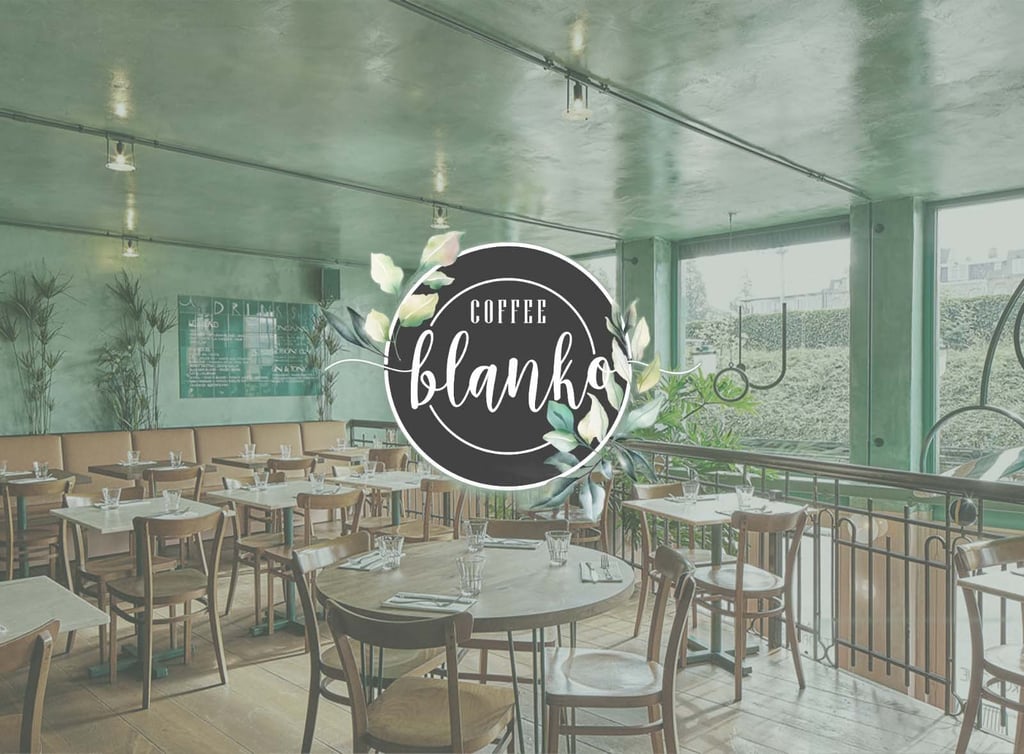 Blanko Coffee Antalya Lara şubesinin organik tasarımlı dış cephe görünümü