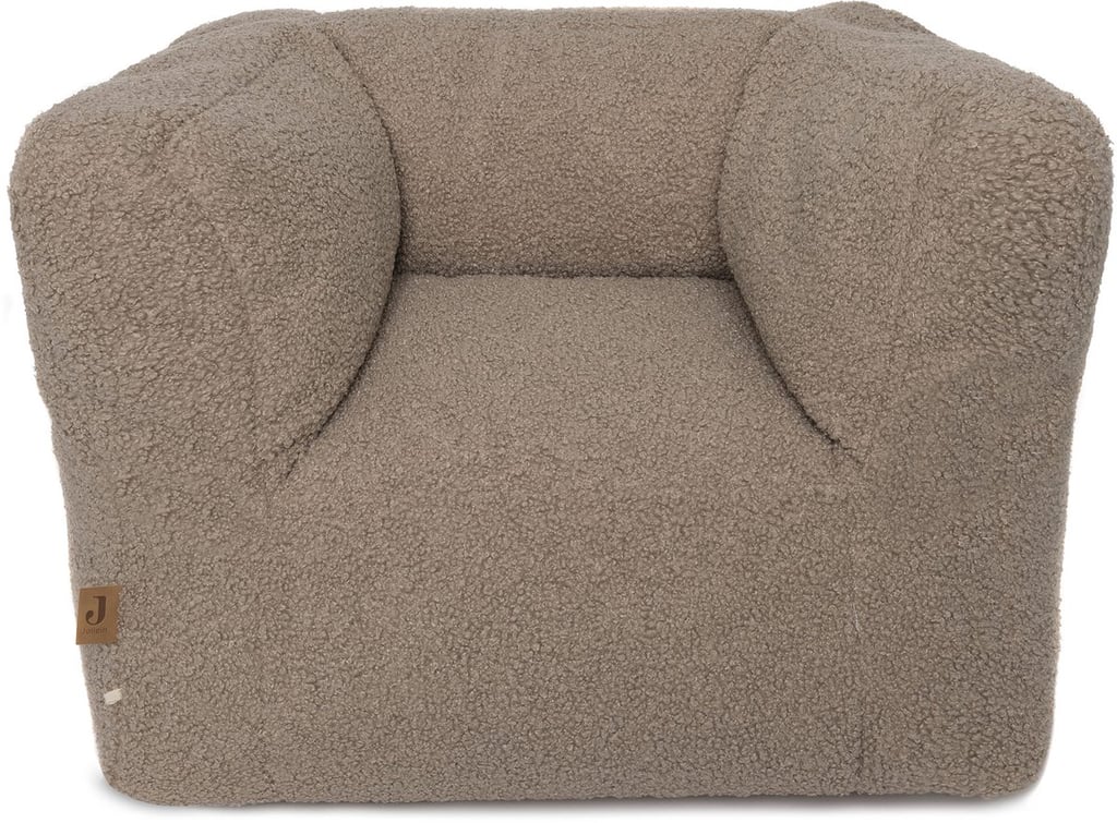 Luxe zachte beige Jollein kinderstoel voor een hippe en warme uitstraling