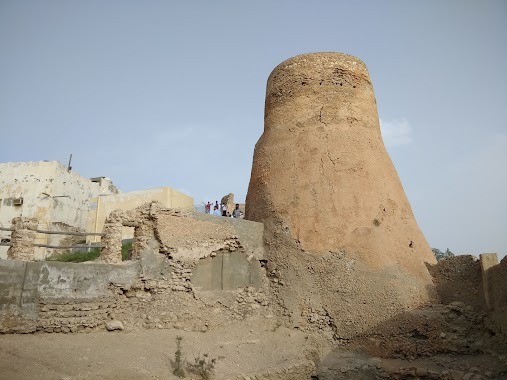 Tarout Castle