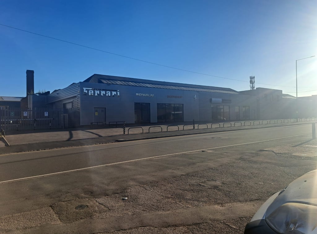 Beauty room rental in Shirley with accessible parking and transport links.