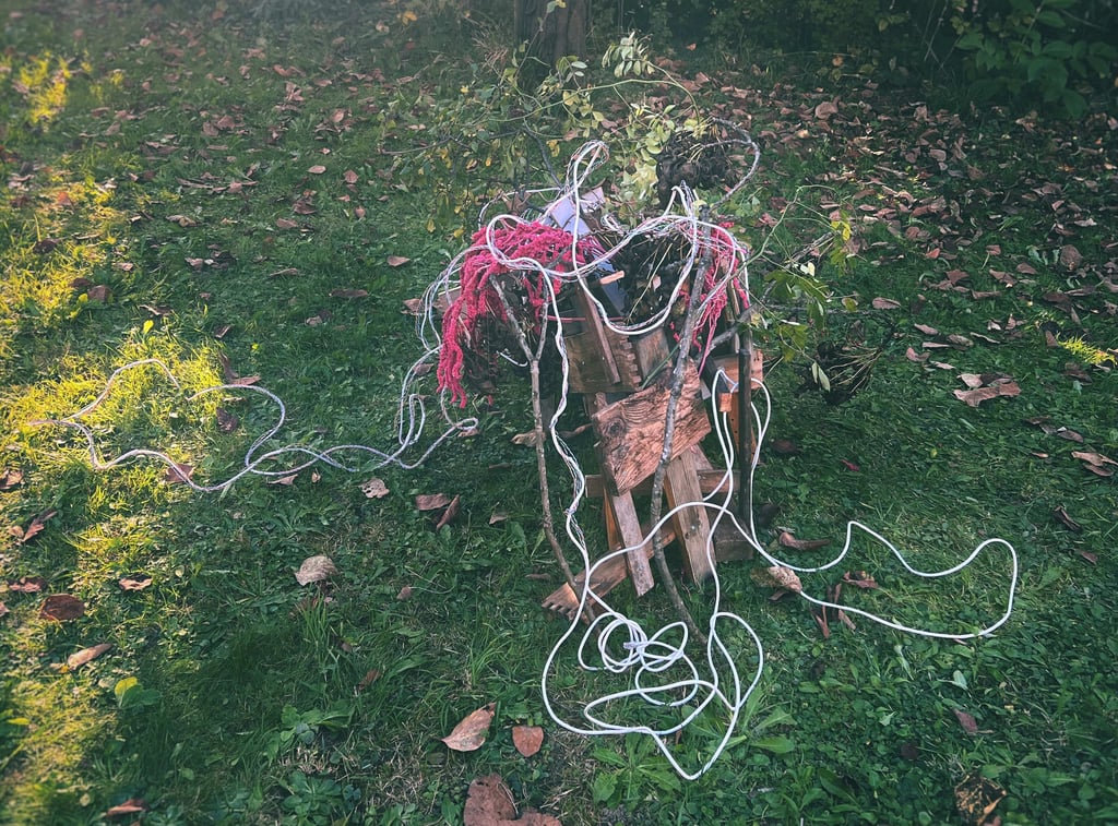 current situation ikebana performance at Crossbreeds Cracks Currents PF25 Dornach Extension Exhibition