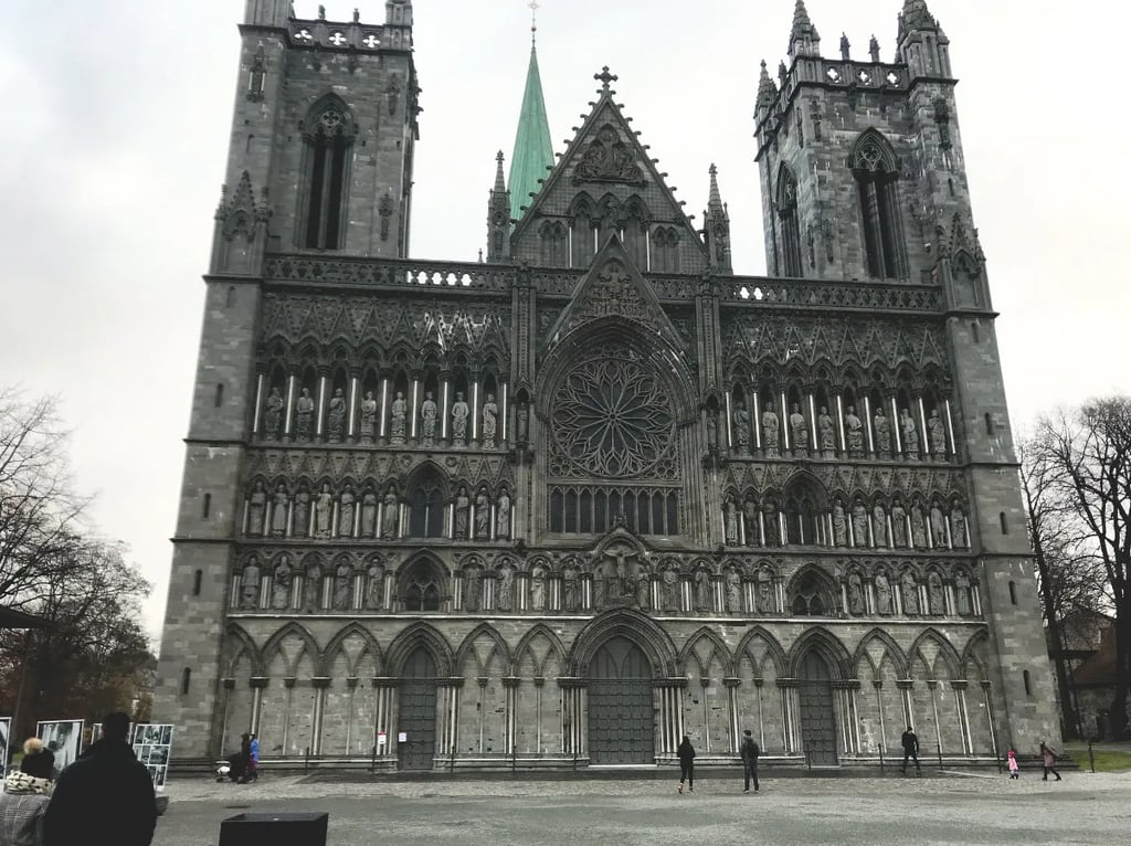 Sehenswürdigkeiten Trondheim Nidarosdom