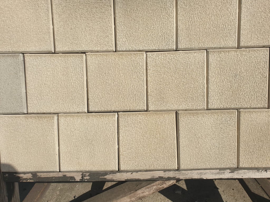 antico traverin nuanța crem