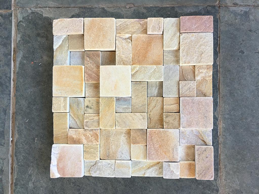 pedra são tomé mosaico amarelo em placas direto da fábrica. para paredes interno e externo. lindo