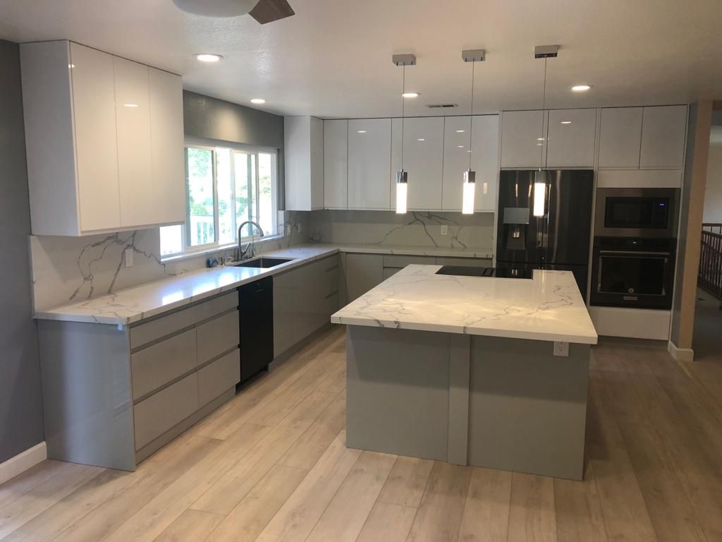 Modern bay area kitchen remodel designed and built by Asha Construction