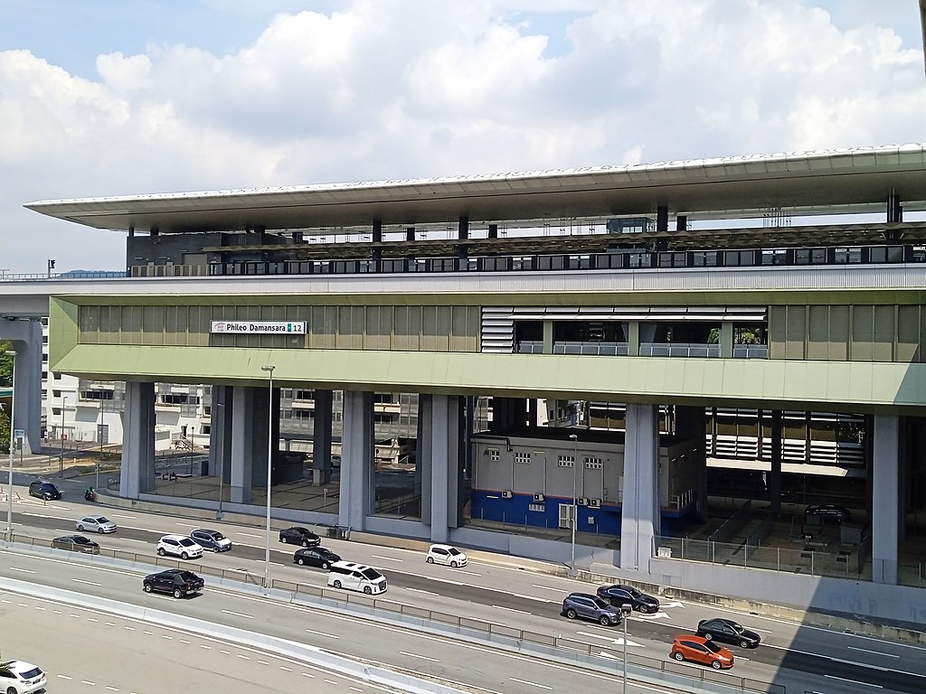PHILEO DAMANSARA MRT