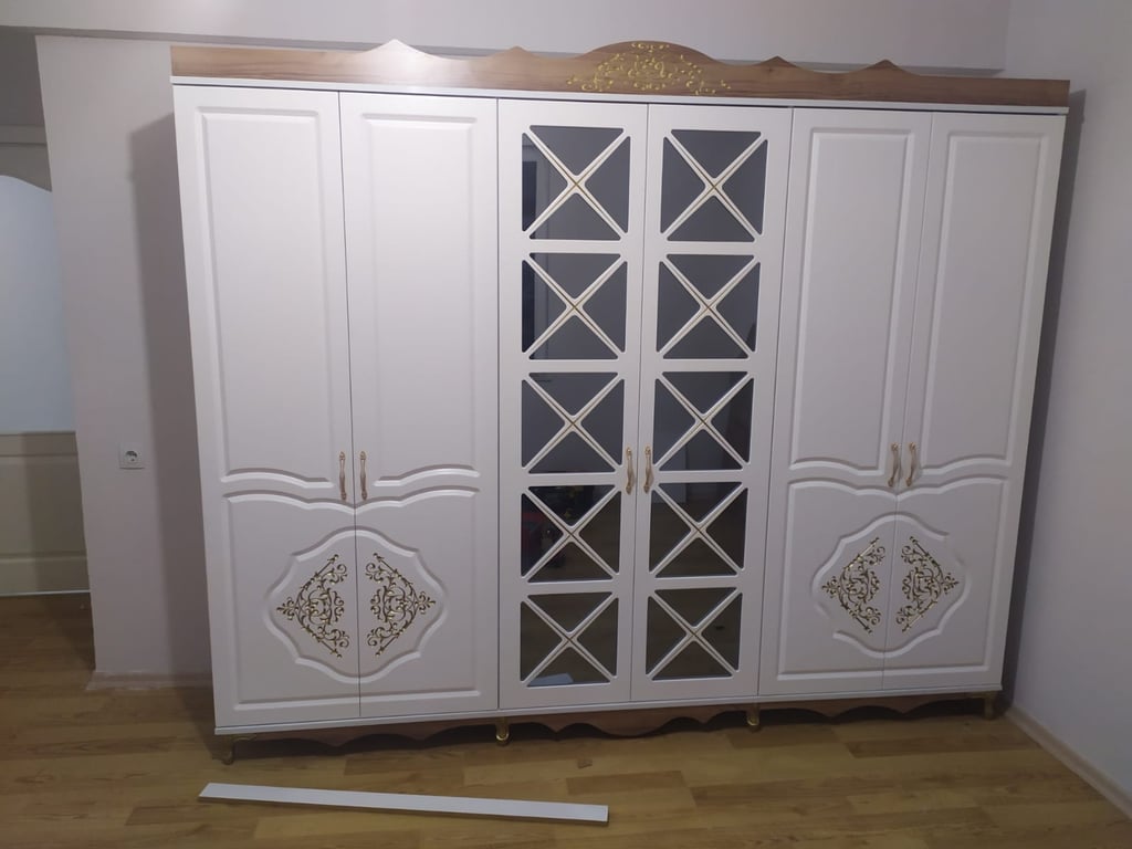 ALTI KAPAKLI CNC LAKE GARDIROP
