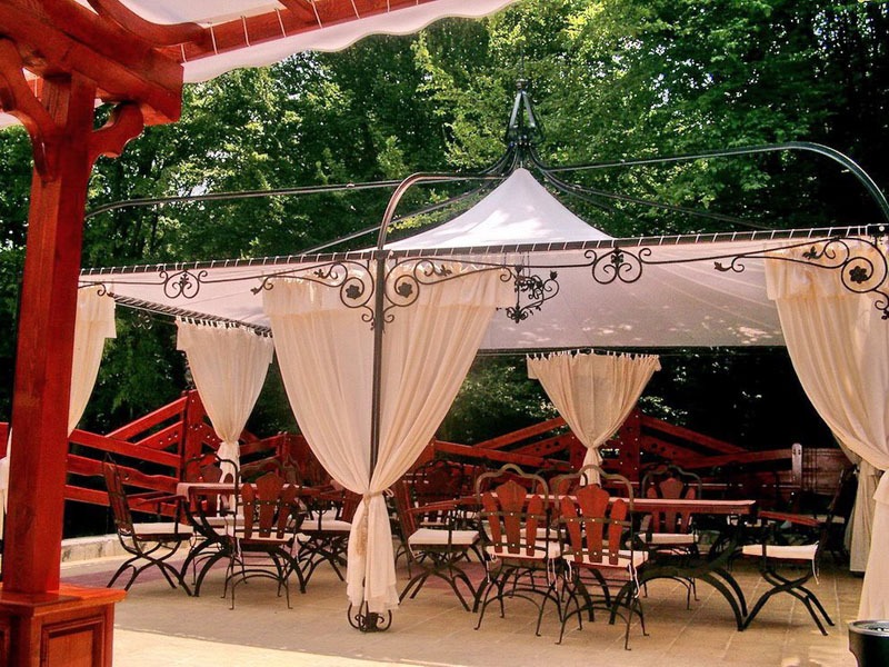 Tonnelle de jardin pavillon arche en métal