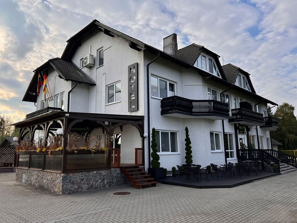 Butenas Hotel, viešbutis Biržuose