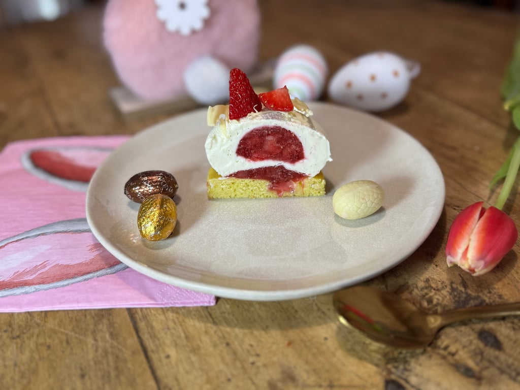 entremet vanille fraise bergamote nid de pâques gateau dessert de pâques