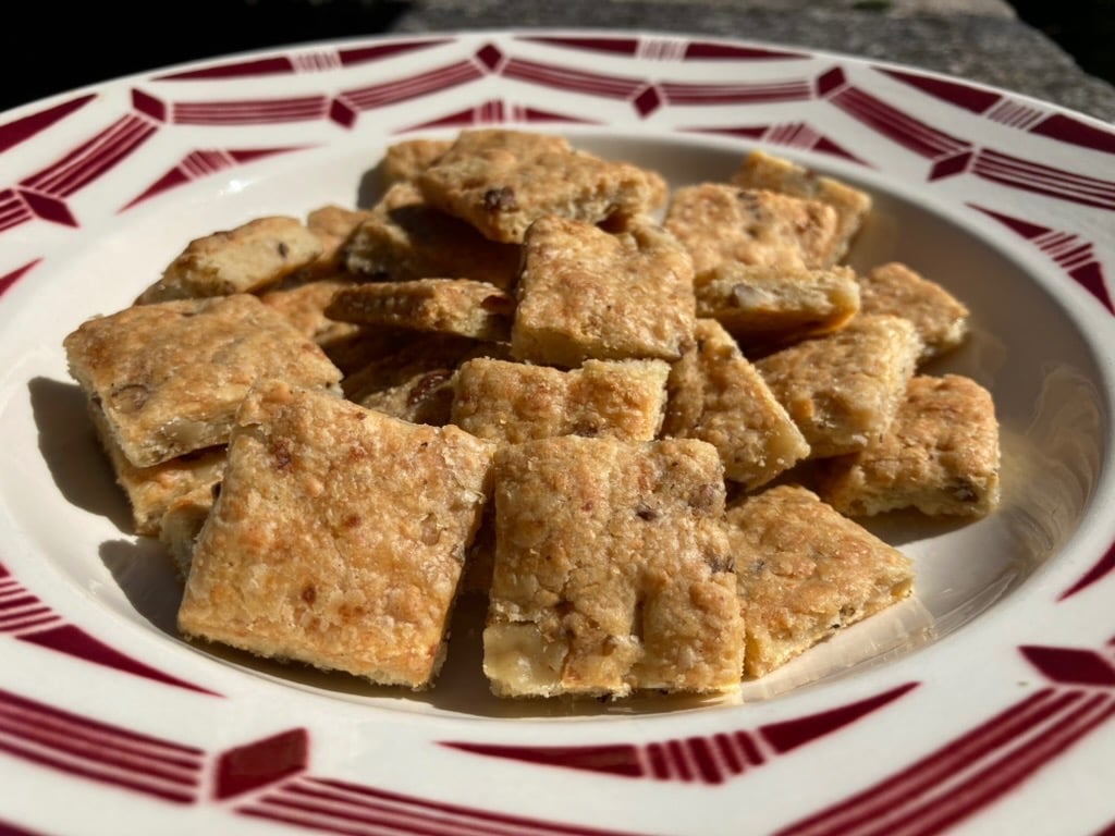 Apéro'noix - sablés noix ail cantal - biscuiterie de l'apothicaire