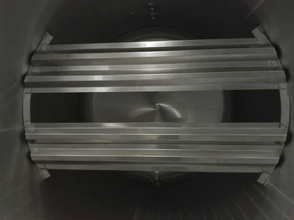 a metal divider, installed in a ISO tank to reduce inertia