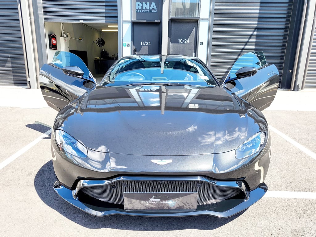 the coating lab Auckland IDA certified car detailer ceramic coating graphene coating paint correction cut and polish 