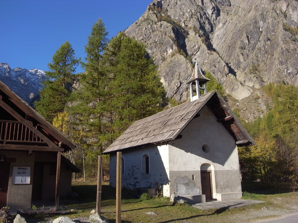 Chapelle Saint-Pierre et Saint Paul d'Ailefroide