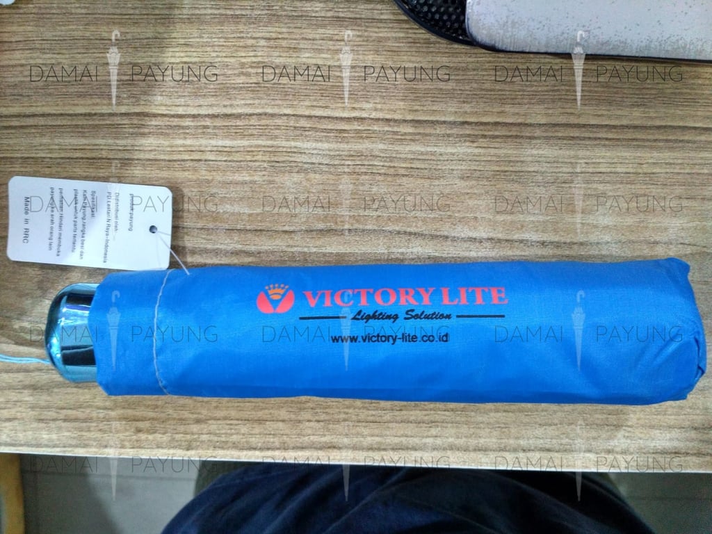 Payung promosi polos sarung lipat victory lite