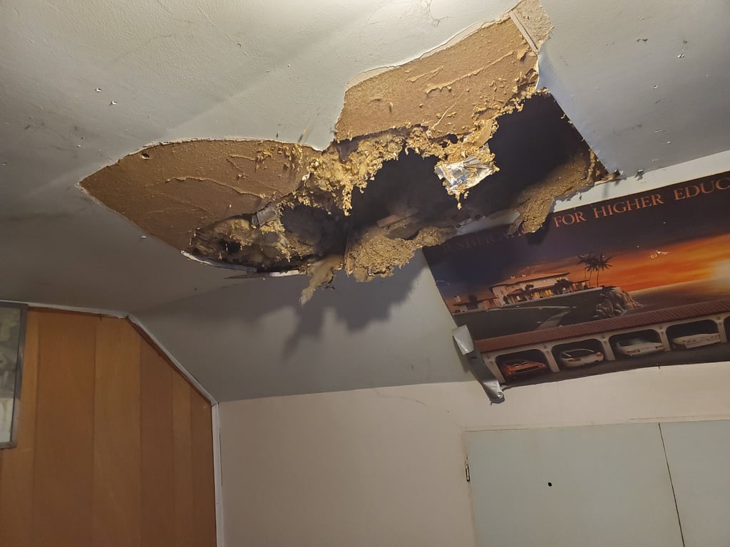 Huckabee Handyman Services, drywall repair before