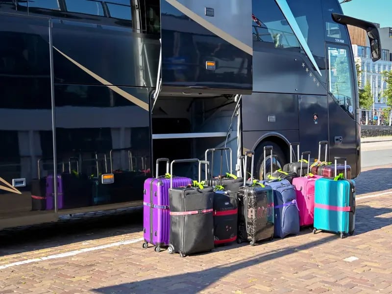 Viajar con instrumentos musicales o cajas grandes