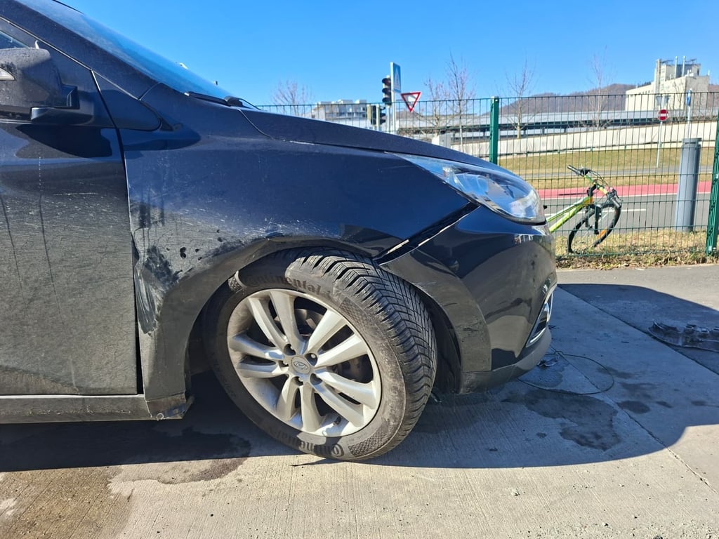 Auto-verkaufen-leibnitz-mit-motorschaden-unfall-auto-verkaufen-leibnitz