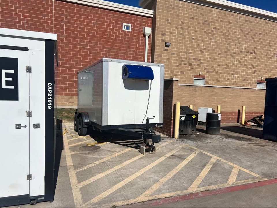 Refrigerated trailer rental Los Angeles with mobile cold storage, freezer capability