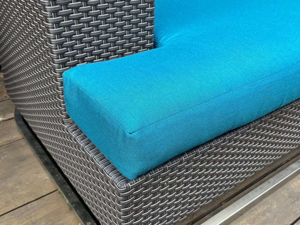 corner detail of outdoor cushion -toronto upholstery