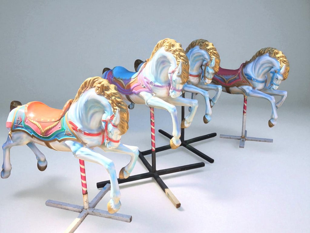 alquiler caballitos fibra para decoración