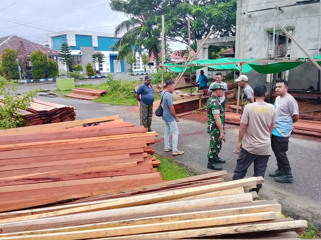 Distribusi Material ke Longgar Apara