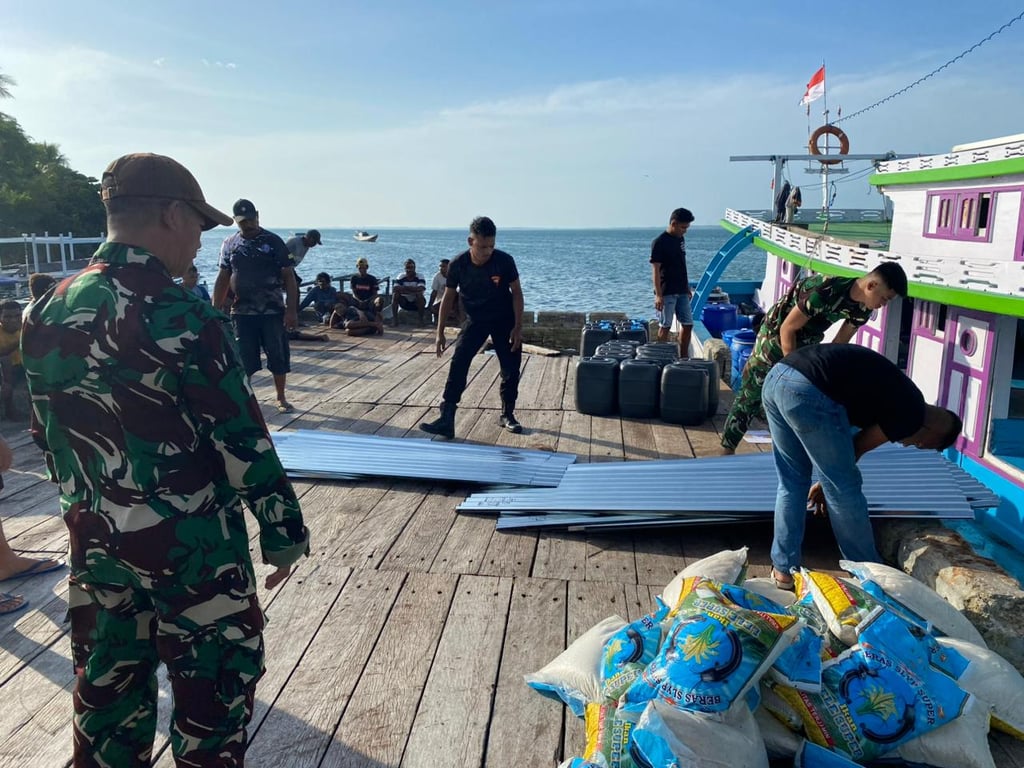 Perjalanan menuju lokasi TMMD di Desa Longgar Apara