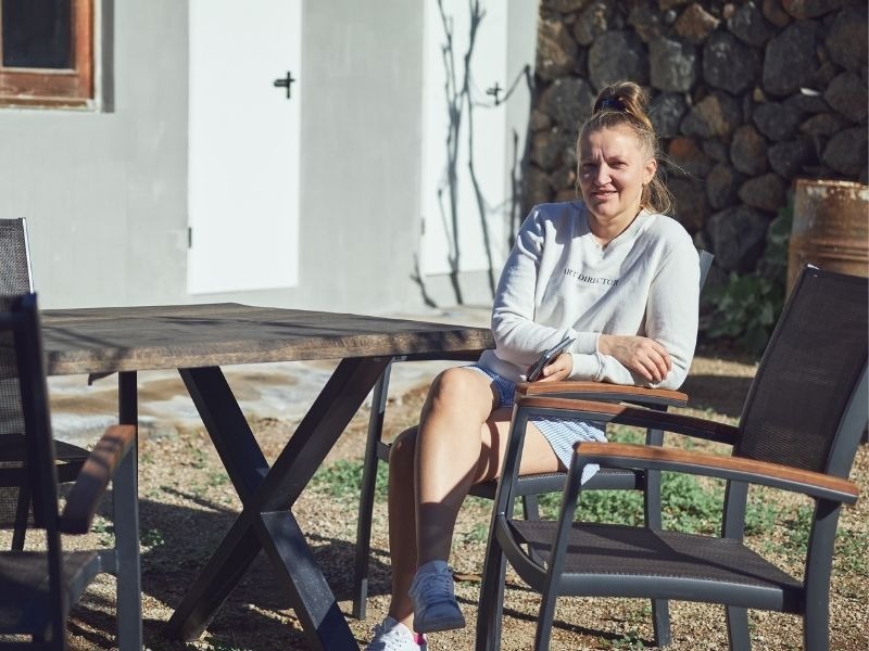 Mediaescort founder Anastasia Safronova oversees the client's filming process.