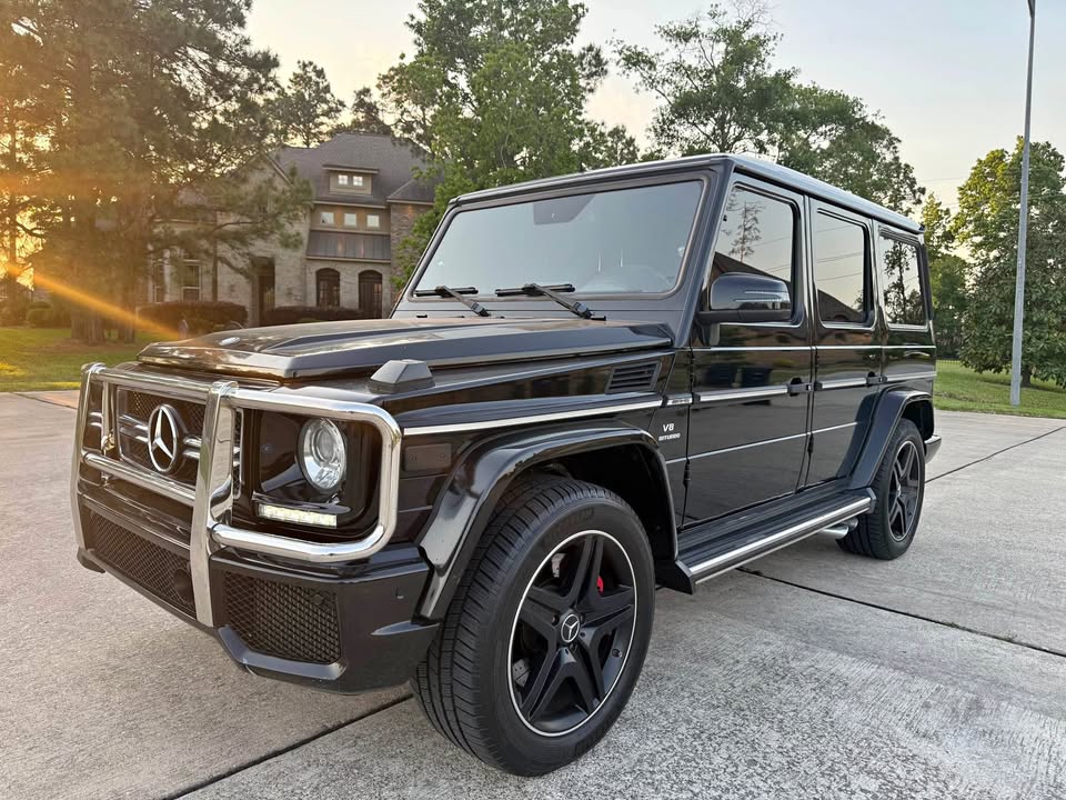 Black G-Wagon Exterior Detailing