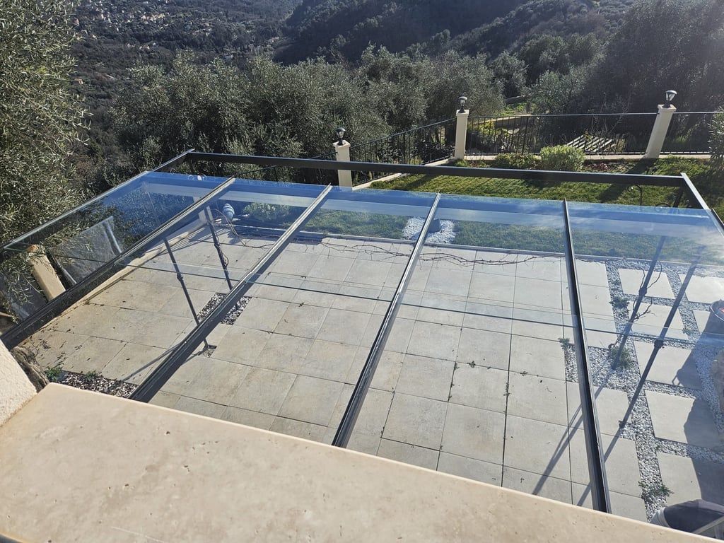 Photo de verrière + double vitrage + fenêtre sur mesure + coulissant aluminium + verre + fenetre