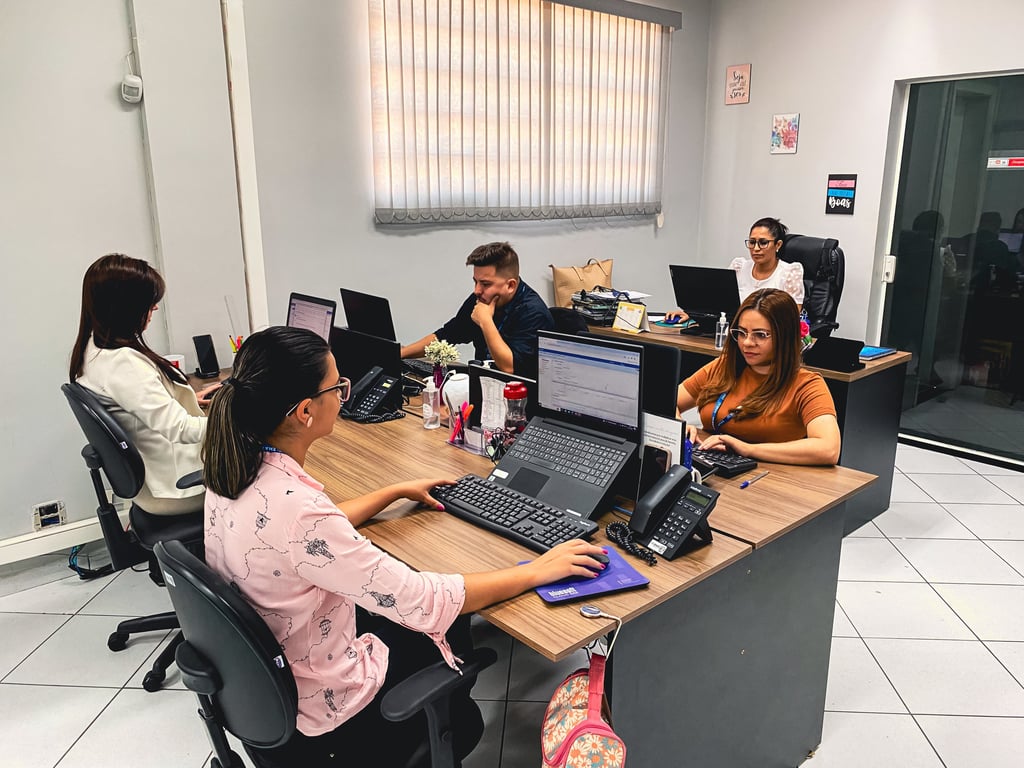 Time Comercial ZHAZ Soluções