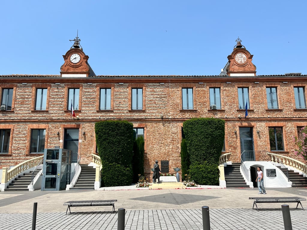 Mairie de Léguevin, près de Toulouse