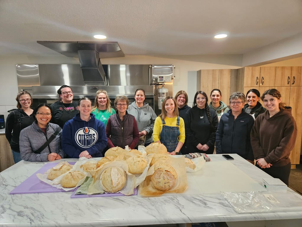 Sourdough bread course participant group photo