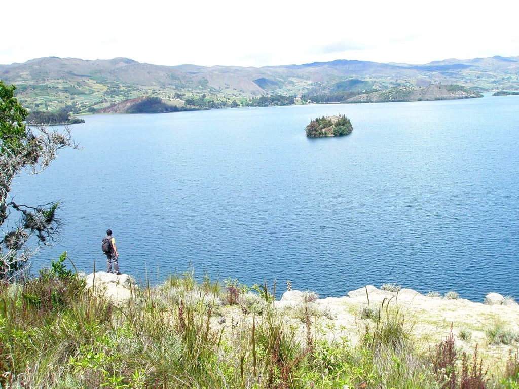 Lago de Tota, Laguna de Tota, Refugio Génesis, naturaleza, vista, aire puro, montañismo, senderismo