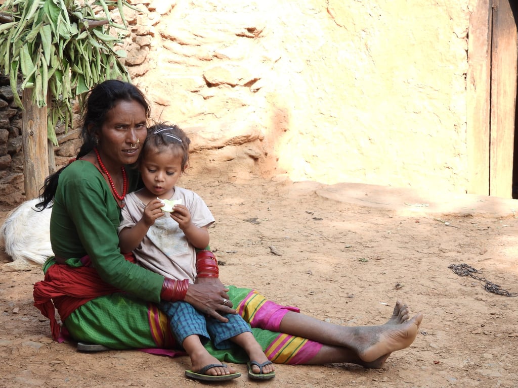mountain woman, Dailehk region