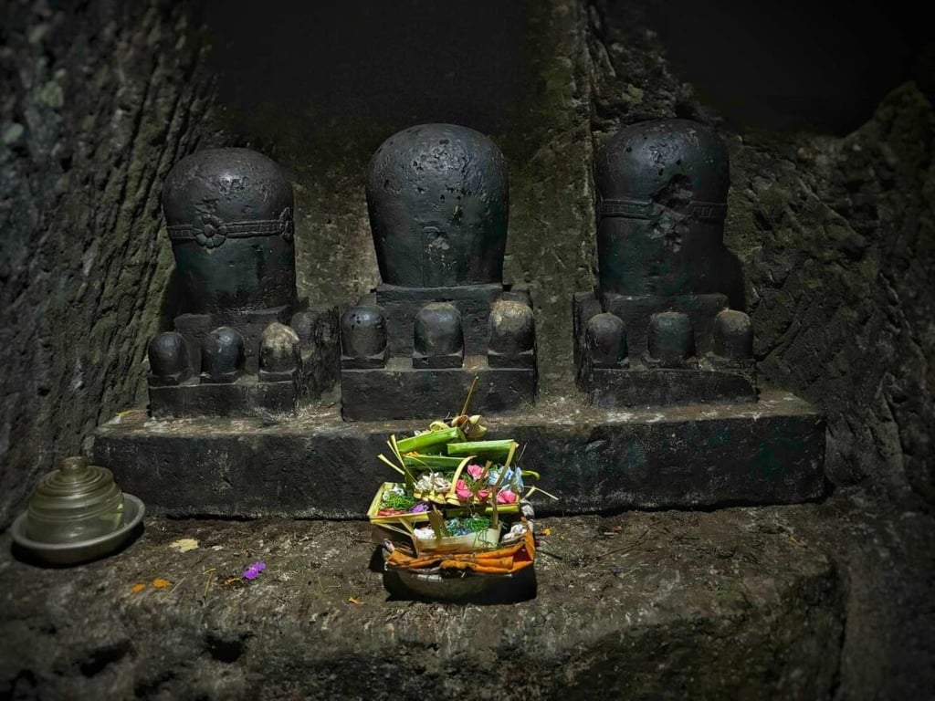 Inside Goa Gajah Temple