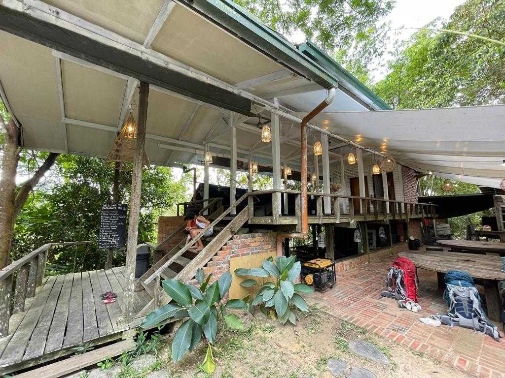 Paganakan Dii Tropical Retreat