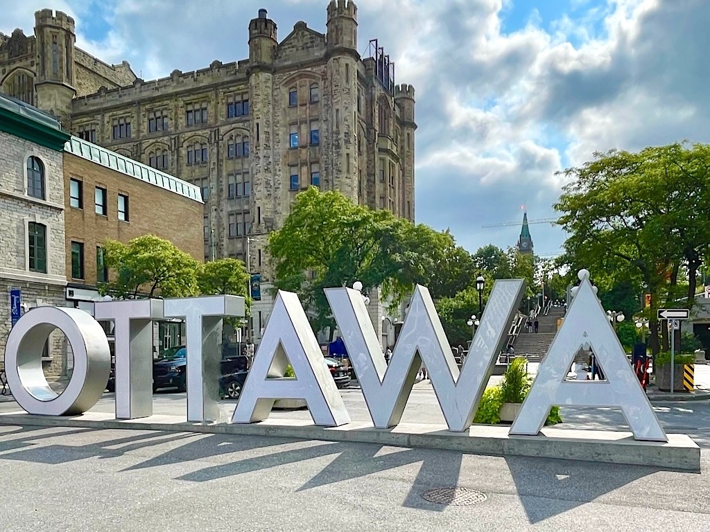 Programas del gobierno de Canadá que permiten contratar mexicanos