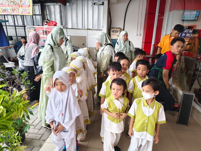 Belanja Bersama Anak Yatim, Kegiatan Sosial Sekolah KB-TKIT Az-Zahra