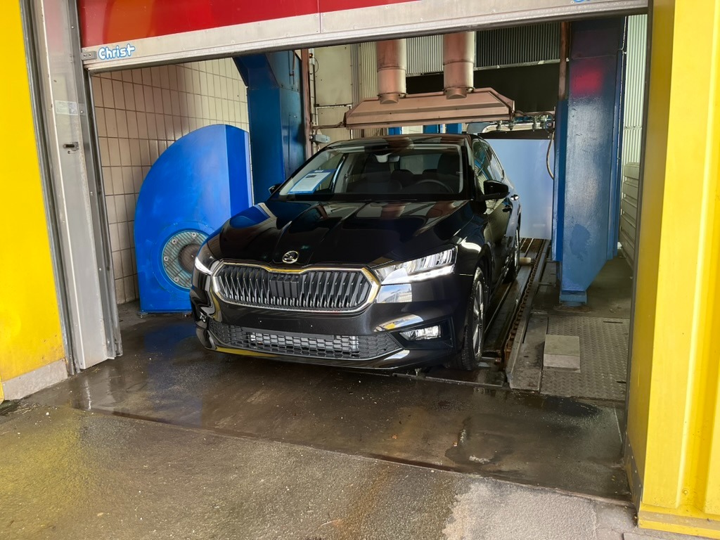 Waschstraße Nürnberg Glänzendes Ergebniss