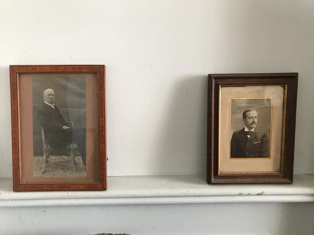 les recherches généalogiques s' enrichissent avec des portraits de famille